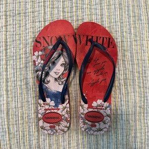 havaianas Snow White flip Flops
